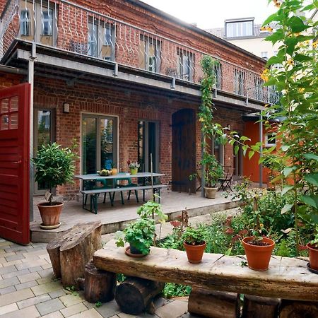 Apartamento Beautiful And Cozy Remise For Up To 6 Guests Berlín Exterior foto