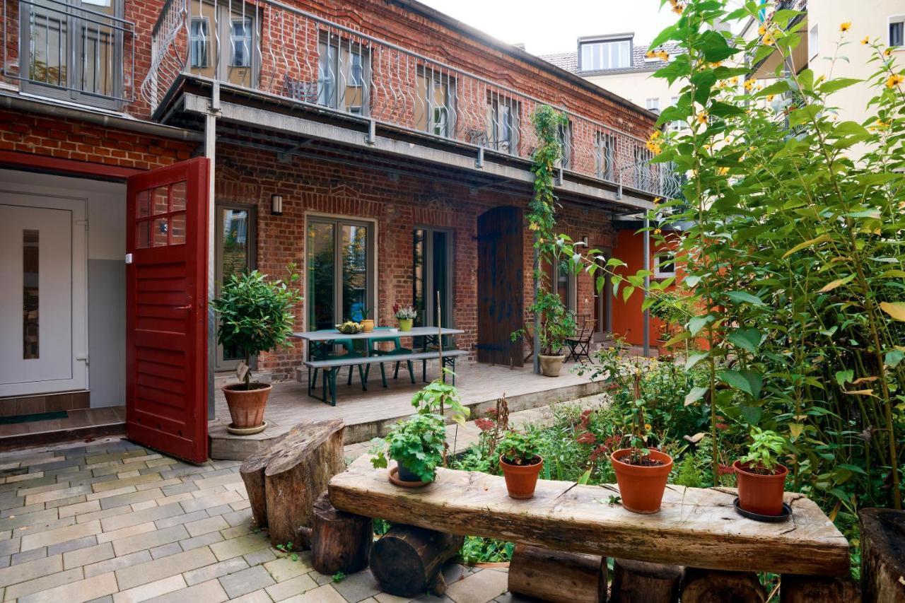Apartamento Beautiful And Cozy Remise For Up To 6 Guests Berlín Exterior foto