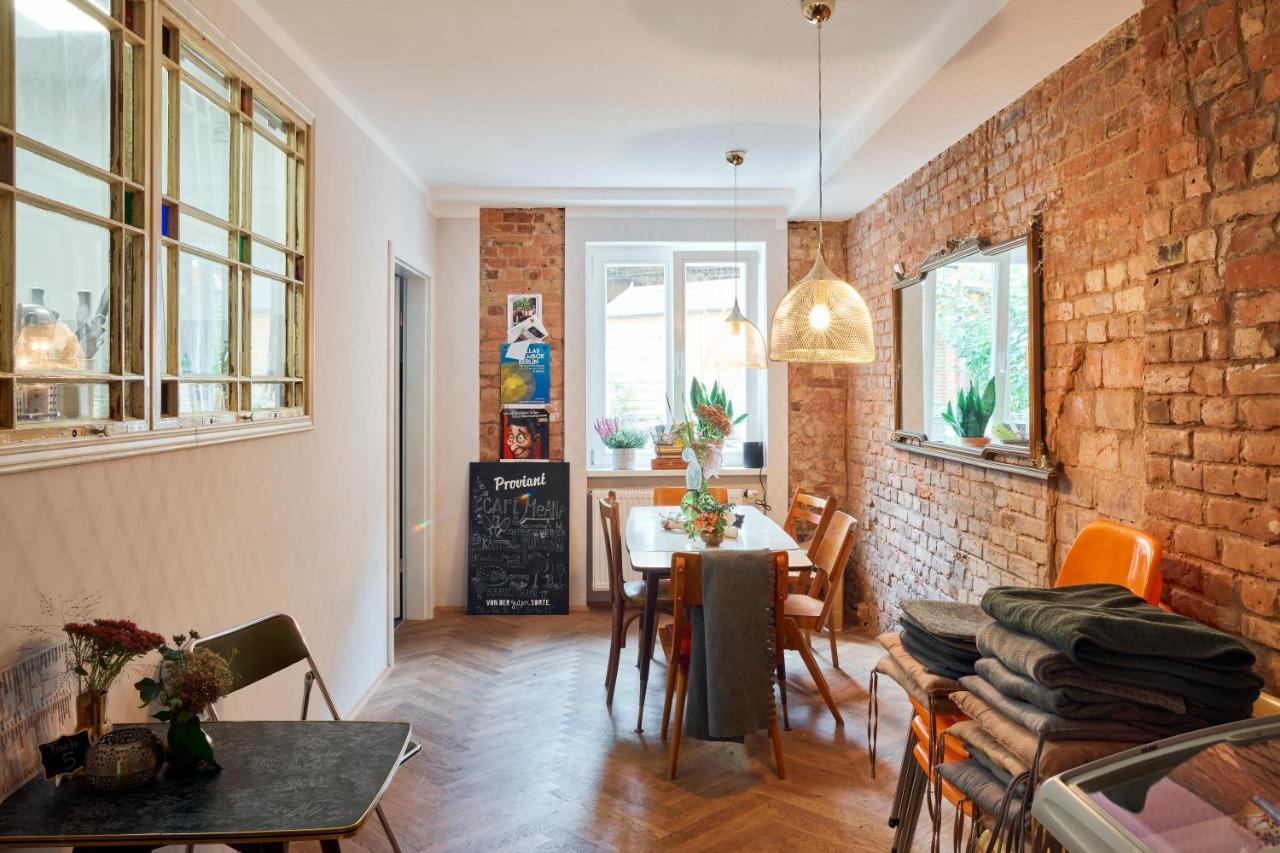 Apartamento Beautiful And Cozy Remise For Up To 6 Guests Berlín Exterior foto