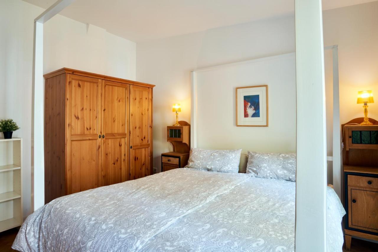 Apartamento Beautiful And Cozy Remise For Up To 6 Guests Berlín Exterior foto