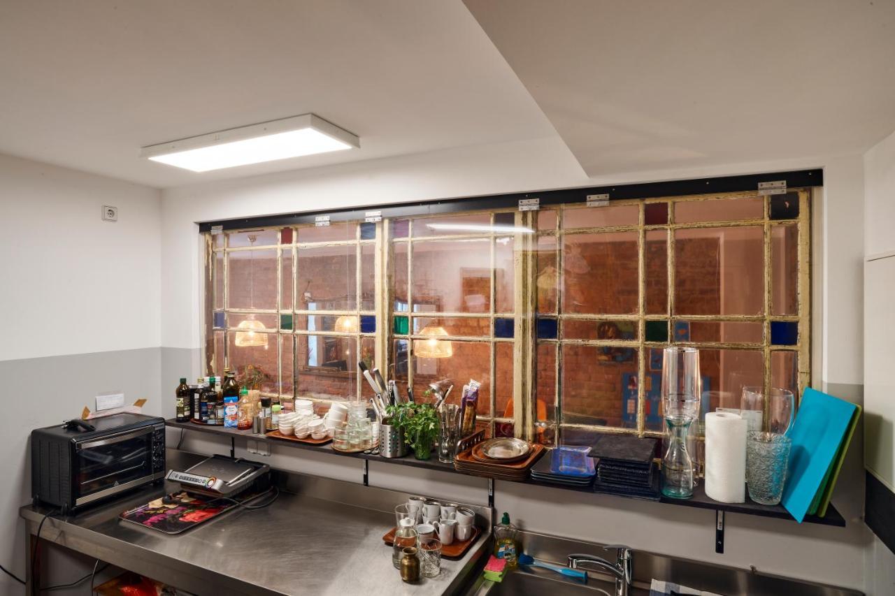 Apartamento Beautiful And Cozy Remise For Up To 6 Guests Berlín Exterior foto
